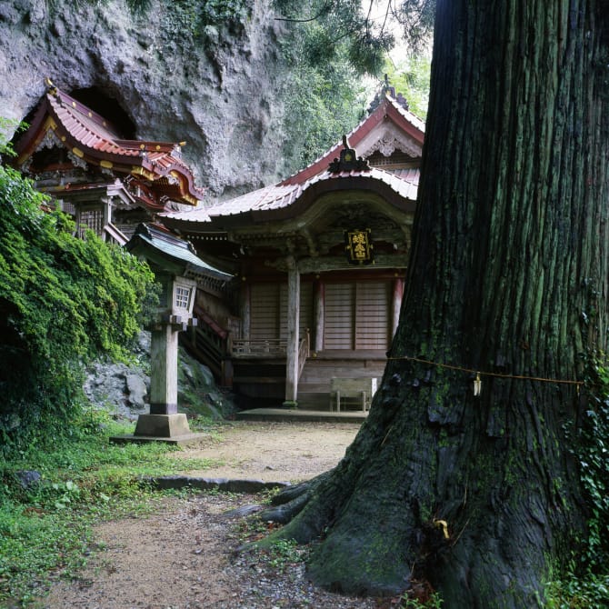Takuhi-jinja Shrine